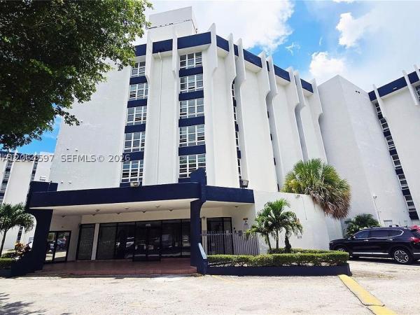 9682 Fontainebleau Blvd #608, Unincorporated Dade County, Florida 33172, image 1