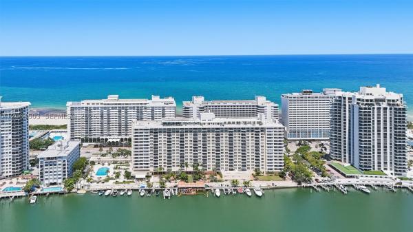 5600 Collins, 5600 Collins Ave #15S, Miami Beach, Florida 33140, image 1