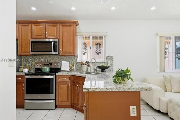 Ponderosa, 3171 W 78th St, Hialeah, Florida 33018, image 2