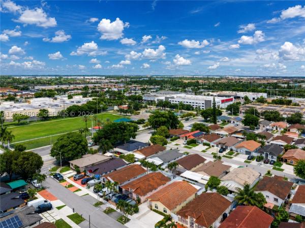 Ponderosa, 3171 W 78th St, Hialeah, Florida 33018, image 1