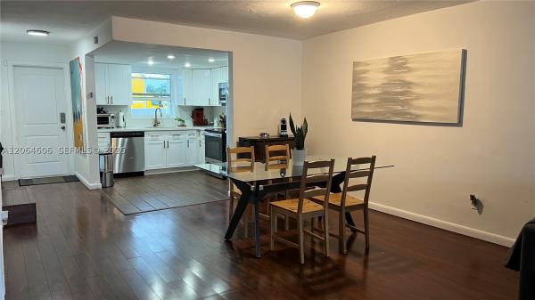 Areta Estates, 2061 NE 123rd St, North Miami, Florida 33181, image 3