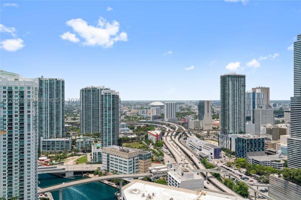 Epic Hotel & Residences, 200 Biscayne Boulevard Way #3802, Miami, Florida 33131, image 1