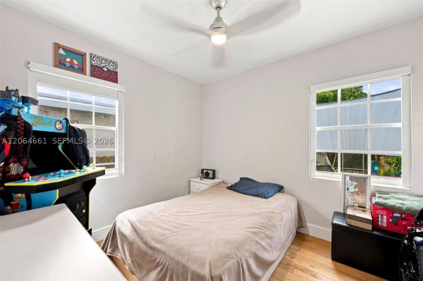 Country Club Estates, 240 Carlisle Dr, Miami Springs, Florida 33166, image 2
