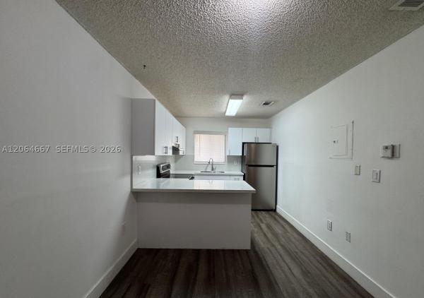 6375 W 22nd Ct #204, Hialeah, Florida 33016, image 1