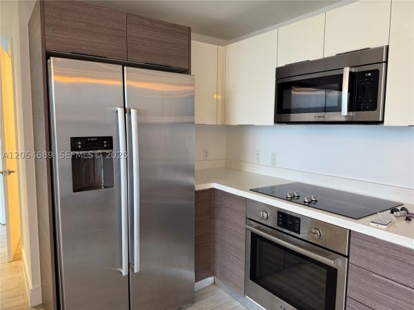Brickell Ten, 1010 SW 2nd Ave #1501, Miami, Florida 33130, image 2