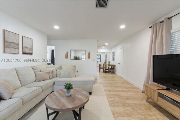 Greenleaf, 3820 NW 5th St, Lauderhill, Florida 33311, image 3