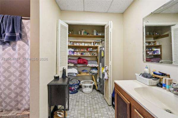 Deer Park, 350 To To Lo Chee Dr, Hialeah, Florida 33010, image 3