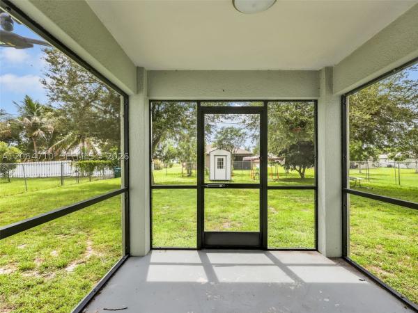 Cape Coral Residential, 928 SE 5th Ct, Cape Coral, Florida 33990, image 1