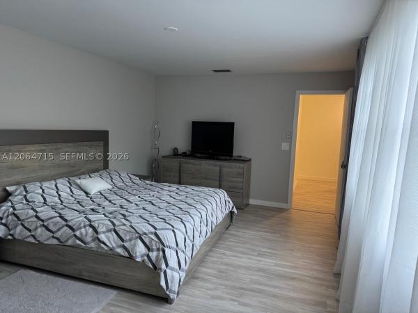 Embassy Courts, 11008 Mainsail Dr, Cooper City, Florida 33026, image 2