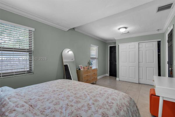 Irons Manor, 930 NE 132nd St, North Miami, Florida 33161, image 3