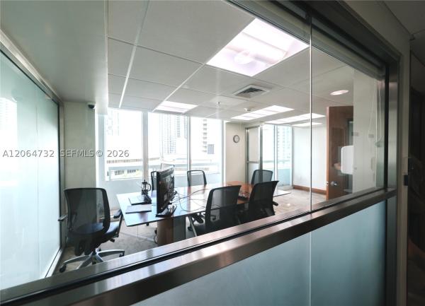 Brickell On The River North Tower, 31 SE 5th St #4214, Miami, Florida 33131, image 2