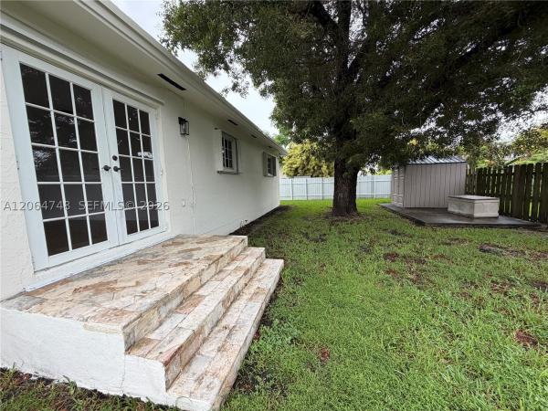 6746 SW 32nd Ter, Unincorporated Dade County, Florida 33155, image 1