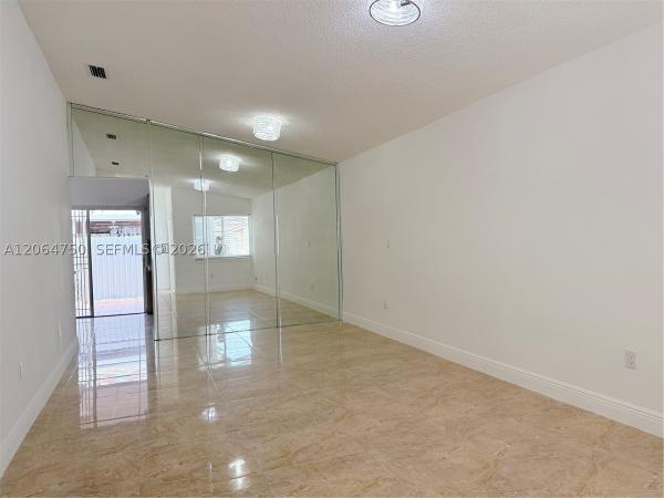 El Prado Country Club, 2854 W 75th Ter, Hialeah, Florida 33018, image 2