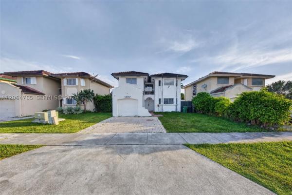 14137 SW 164th Ter, Unincorporated Dade County, Florida 33177, image 3