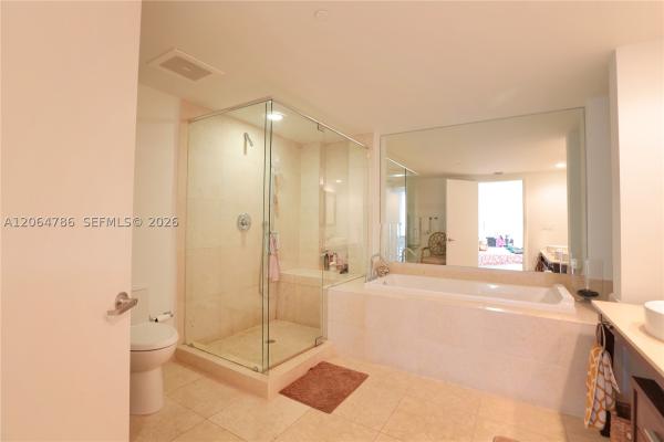Icon Brickell Tower 2, 495 Brickell Ave #4703, Miami, Florida 33131, image 3