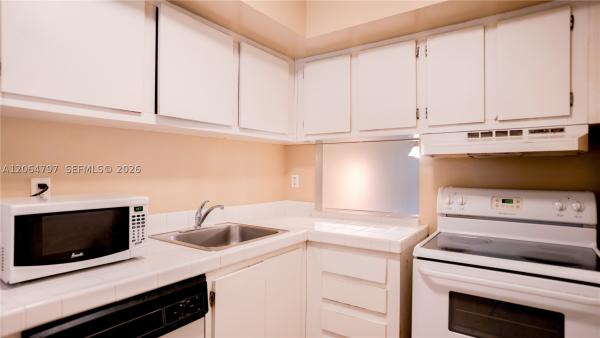 4600 SW 67th Ave #243, Unincorporated Dade County, Florida 33155, image 2