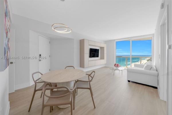 Akoya, 6365 Collins Ave #2804, Miami Beach, Florida 33141, image 2