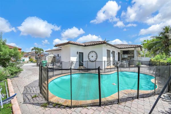 20027 NW 85th Ave, Hialeah, Florida 33015, image 3