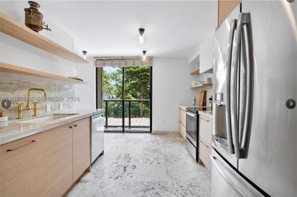 The Coconut Grove Bayshore, 2575 S Bayshore Dr #4A, Miami, Florida 33133, image 3