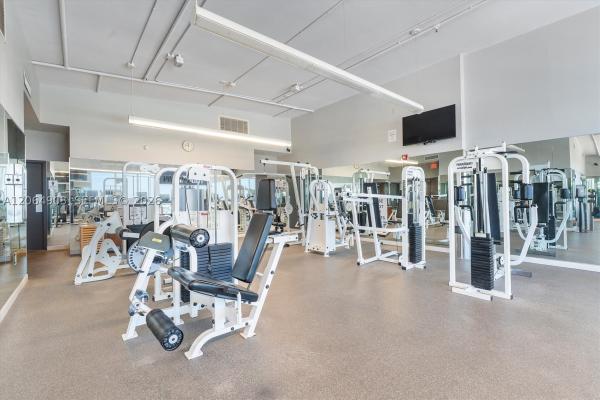 Mutiny Park Hotel Arya, 2889 Mcfarlane Rd #1014, Miami, Florida 33133, image 3