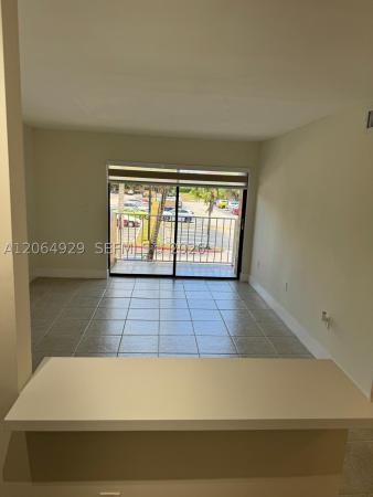 15600 SW 80th St #L-209, Unincorporated Dade County, Florida 33193, image 2