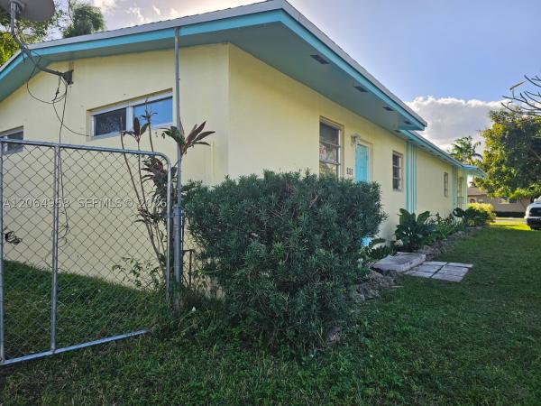 Perrine Heights, 9360 SW 168th St, Palmetto Bay, Florida 33157, image 2