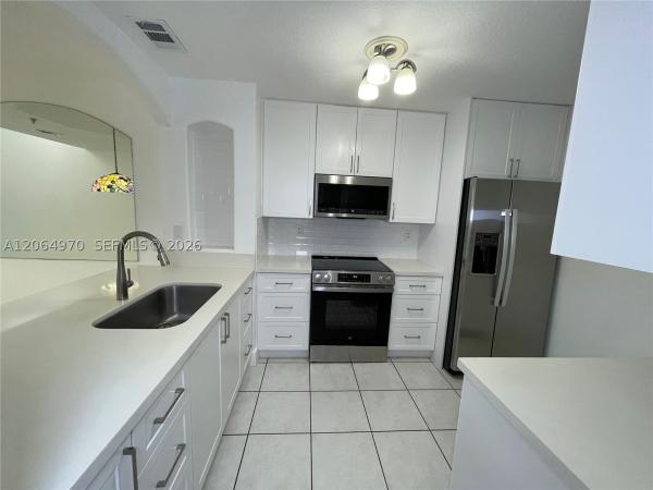 905 NW 82nd Ave #111-B, Unincorporated Dade County, Florida 33126, image 2