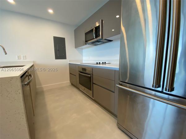 The Highlands, 13800 Highland Dr #PH-3, North Miami Beach, Florida 33181, image 2