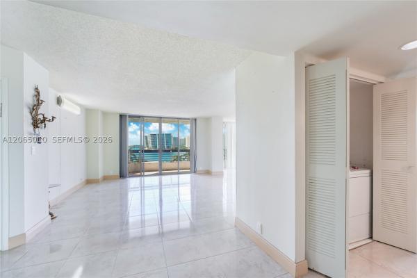 Mystic Pointe Tower 200, 19101 NE 36th Ct #705, Aventura, Florida 33180, image 1