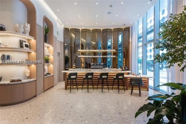 77 SE 5th St #1704, Miami, Florida 33131, image 3