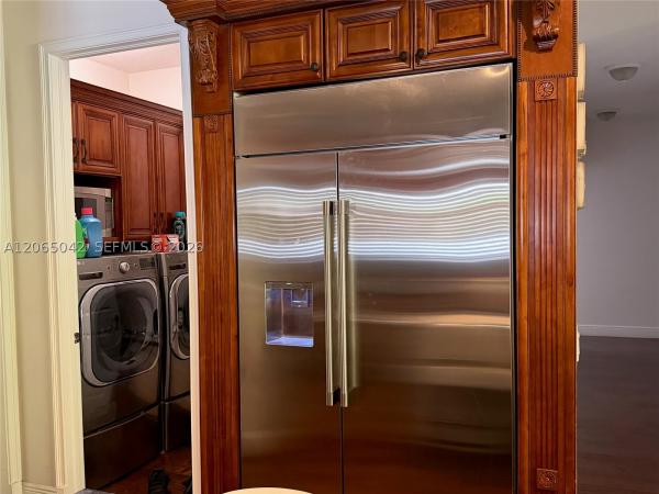 Swans Landing, 15901 NW 83rd Pl, Miami Lakes, Florida 33016, image 3