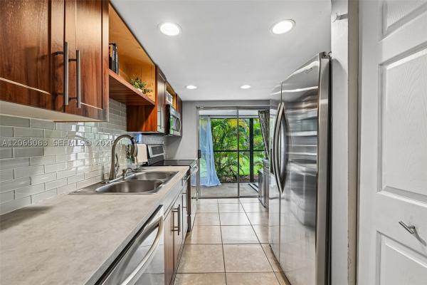 Coral Gardens 2, 2830 Riverside Dr #103-3, Coral Springs, Florida 33065, image 1