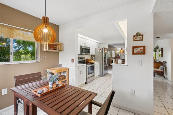 Suffolk At Century Village, 900 SW 142nd Ave #301L, Pembroke Pines, Florida 33027, image 1