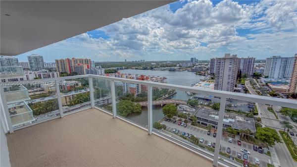 Winston Towers 300, 230 174th St #2412, Sunny Isles Beach, Florida 33160, image 1