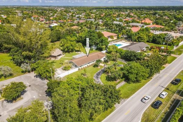 18900 SW 127th Ave, Unincorporated Dade County, Florida 33177, image 1