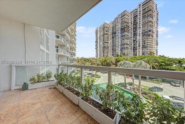 Brickell Townhouse, 2451 Brickell Ave #4F, Miami, Florida 33129, image 2
