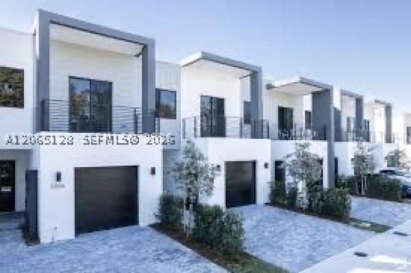 6860 SW 80th St, Unincorporated Dade County, Florida 33143, image 1