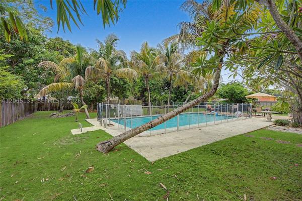 Cutler Ridge, 9770 Cutler Ridge Dr, Cutler Bay, Florida 33157, image 2