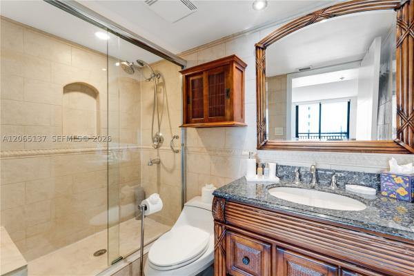 Brickell Key Two, 540 Brickell Key Dr #1422, Miami, Florida 33131, image 3