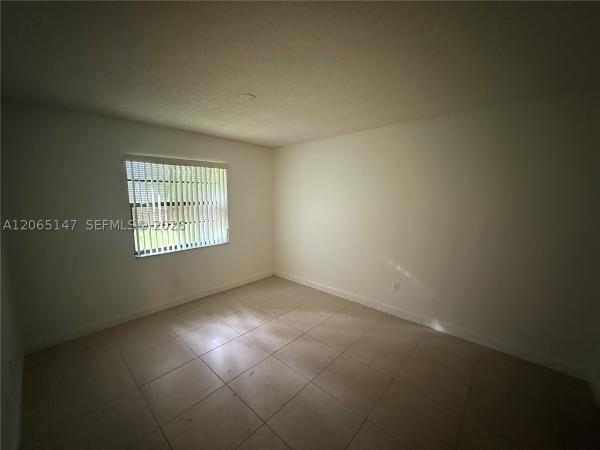 7995 SW 86th St #305, Unincorporated Dade County, Florida 33143, image 2