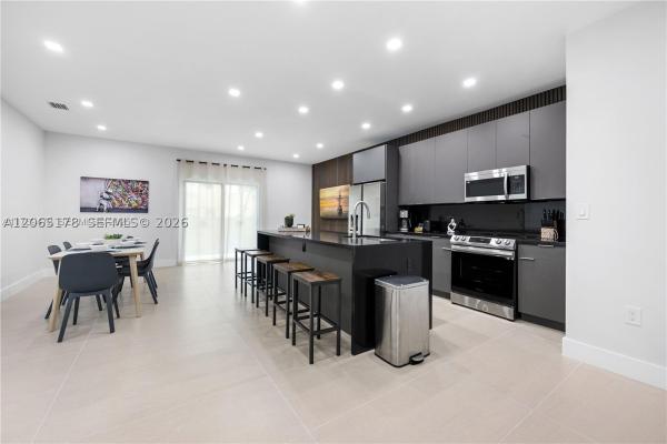 Bon Aire, 1121 NW 25th St, Miami, Florida 33127, image 1