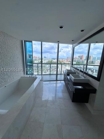 Jade Ocean, 17121 Collins Ave #1208, Sunny Isles Beach, Florida 33160, image 2