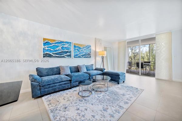 Eastern Shores White House, 3660 NE 166th St #307, North Miami Beach, Florida 33160, image 2