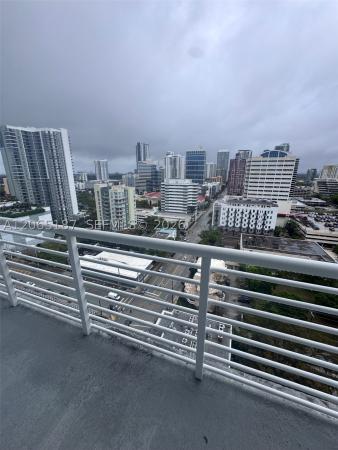 Strada 315, 315 NE 3rd Ave #1905, Fort Lauderdale, Florida 33301, image 2