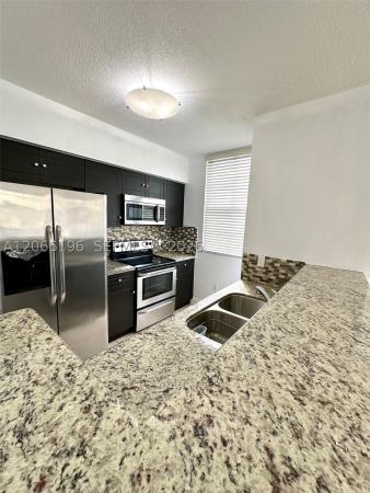 Le Jeune Plaza, 215 SW 42nd Ave #401, Miami, Florida 33134, image 3