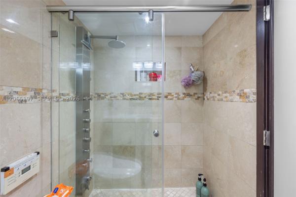 Oceanfront Plaza, 2625 Collins Ave #402, Miami Beach, Florida 33140, image 1