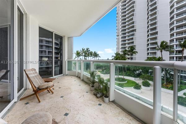 Atlantic 2 At The Point, 21150 NE 38th Ave #702, Aventura, Florida 33180, image 2