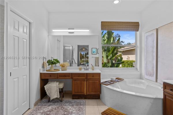 Lake Ridge, 4015 Crossbill Ln, Weston, Florida 33331, image 1
