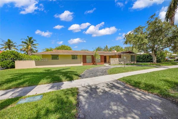 Montgomery East, 11800 SW 72nd Ave, Pinecrest, Florida 33156, image 2