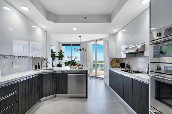 Atlantic 3 At The Point, 21050 NE 38th Ave #1006, Aventura, Florida 33180, image 2
